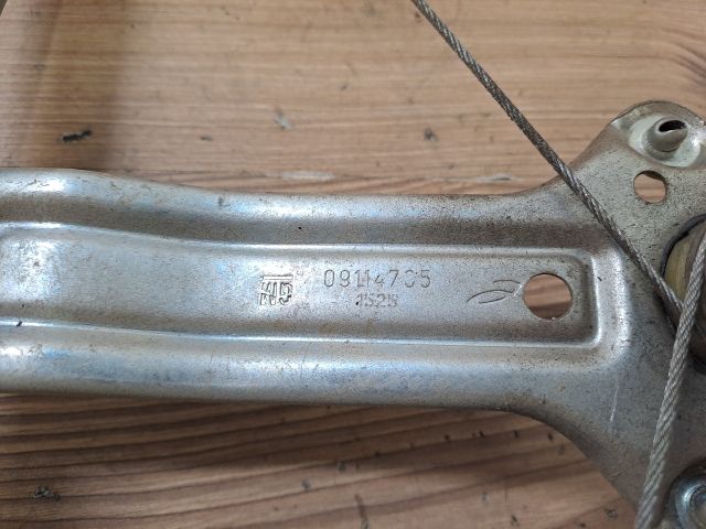 bontott OPEL CORSA C Bal hátsó Ablakemelő Szerkezet (Mechanikus)