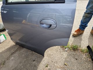 bontott OPEL CORSA C Bal hátsó Ajtó (Részeivel)