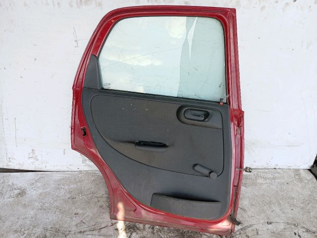 bontott OPEL CORSA C Bal hátsó Ajtó (Részeivel)