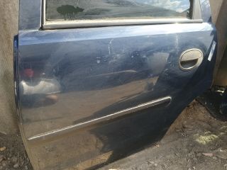 bontott OPEL CORSA C Bal hátsó Ajtó (Részeivel)