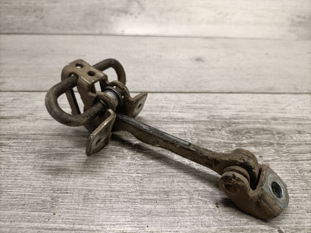 bontott OPEL CORSA C Bal hátsó Ajtóhatároló