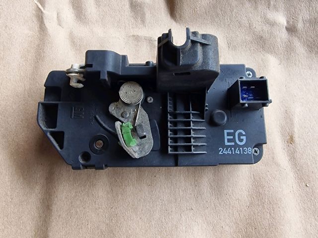 bontott OPEL CORSA C Bal hátsó Ajtózár