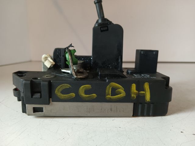 bontott OPEL CORSA C Bal hátsó Ajtózár