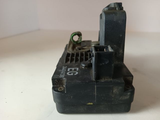 bontott OPEL CORSA C Bal hátsó Ajtózár