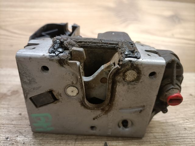 bontott OPEL CORSA C Bal hátsó Ajtózár