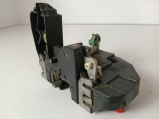 bontott OPEL CORSA C Bal hátsó Ajtózár