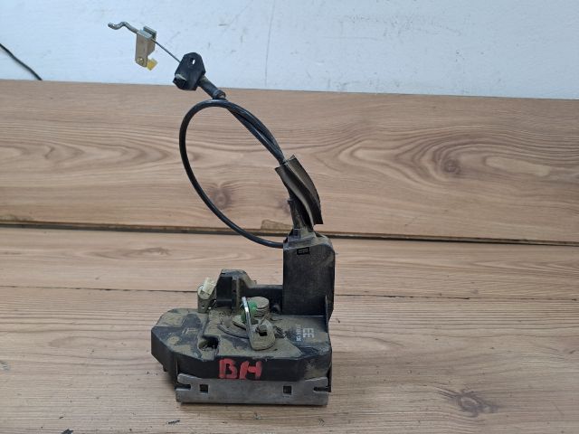 bontott OPEL CORSA C Bal hátsó Ajtózár