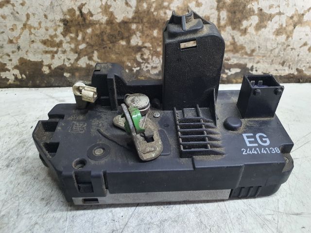 bontott OPEL CORSA C Bal hátsó Ajtózár