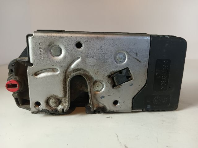 bontott OPEL CORSA C Bal hátsó Ajtózár