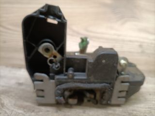 bontott OPEL CORSA C Bal hátsó Ajtózár