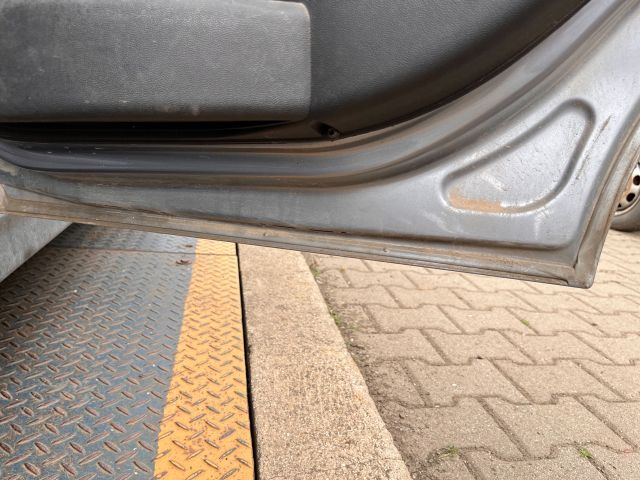 bontott OPEL CORSA C Bal hátsó Dobbetét (Kerékjárati, Műanyag)