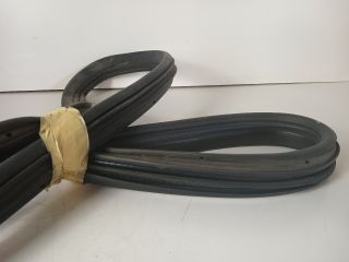 bontott OPEL CORSA C Bal hátsó Gumikéder