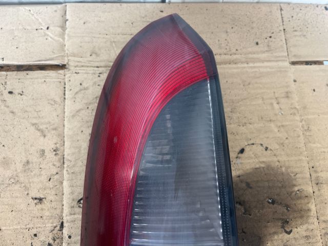 bontott OPEL CORSA C Bal Hátsó Lámpa