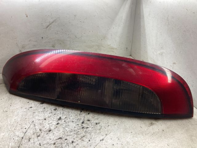 bontott OPEL CORSA C Bal Hátsó Lámpa