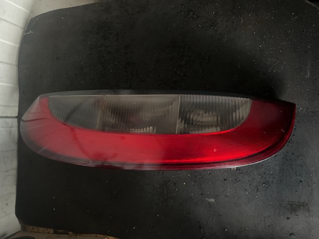 bontott OPEL CORSA C Bal Hátsó Lámpa