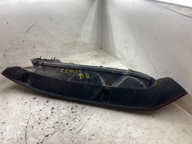 bontott OPEL CORSA C Bal Hátsó Lámpa