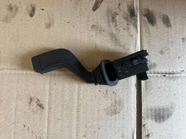 bontott OPEL CORSA C Bal Kormánykapcsoló Irányjelző