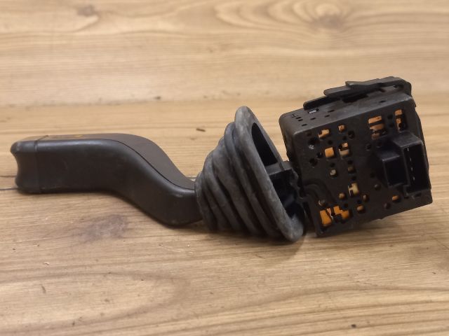 bontott OPEL CORSA C Bal Kormánykapcsoló Irányjelző