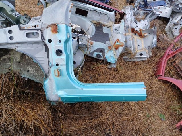 bontott OPEL CORSA C Bal Küszöb