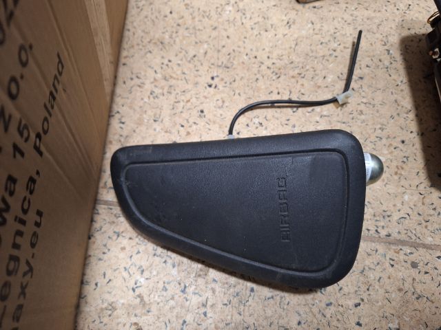 bontott OPEL CORSA C Bal Oldallégzsák