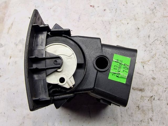 bontott OPEL CORSA C Bal Szellőző