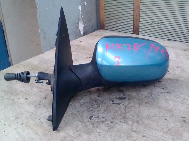 bontott OPEL CORSA C Bal Visszapillantó Tükör (Mechanikus)