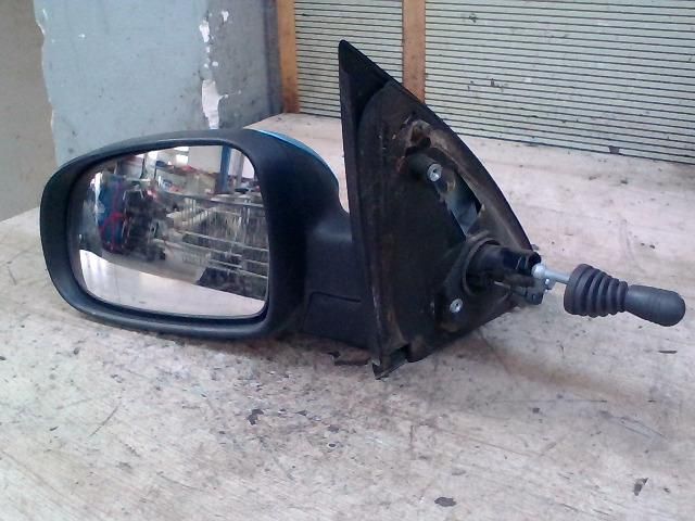 bontott OPEL CORSA C Bal Visszapillantó Tükör (Mechanikus)