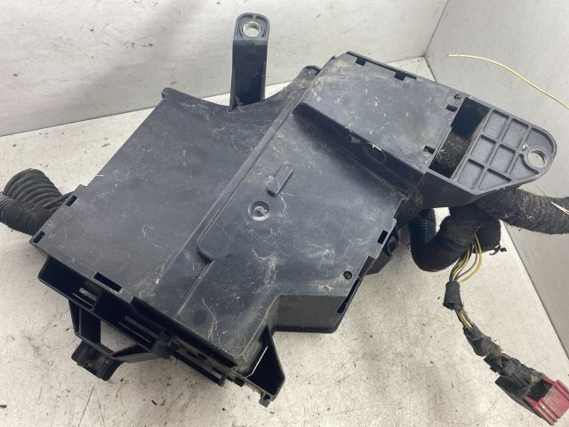 bontott OPEL CORSA C Biztosítéktábla Doboz