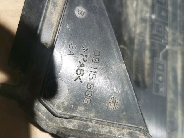 bontott OPEL CORSA C Biztosítéktábla Fedél