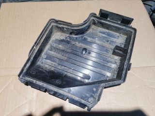 bontott OPEL CORSA C Biztosítéktábla Fedél