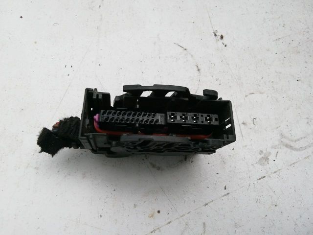 bontott OPEL CORSA C Csatlakozó