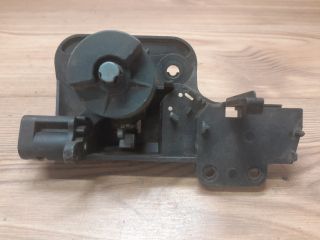 bontott OPEL CORSA C Csomagtér Nyitó Kar / Gomb