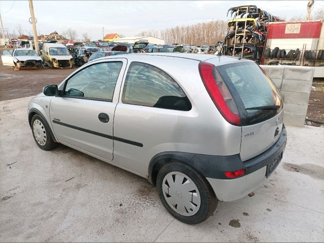 bontott OPEL CORSA C Csomagtér Világítás