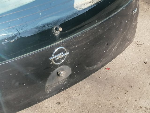 bontott OPEL CORSA C Csomagtérajtó (Részeivel)