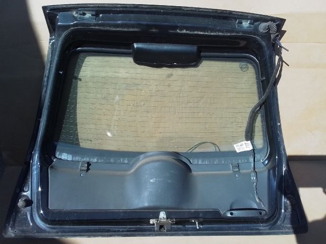 bontott OPEL CORSA C Csomagtérajtó (Részeivel)