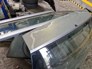 bontott OPEL CORSA C Csomagtérajtó (Részeivel)