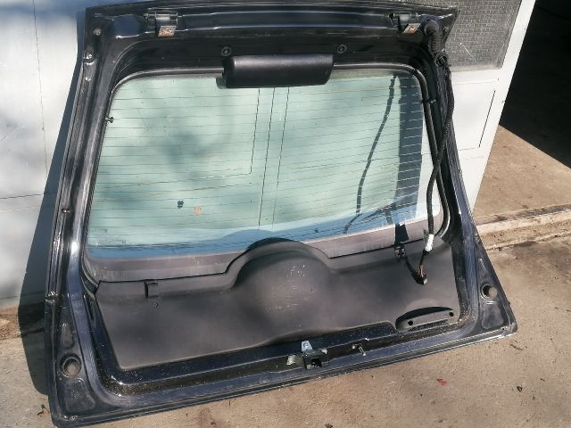 bontott OPEL CORSA C Csomagtérajtó (Részeivel)