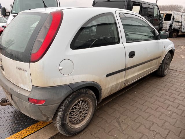 bontott OPEL CORSA C Csomagtérajtó (Részeivel)
