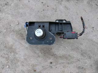 bontott OPEL CORSA C Csomagtérajtó Zárbetét