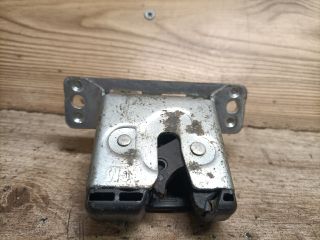 bontott OPEL CORSA C Csomagtérajtó Zárszerkezet