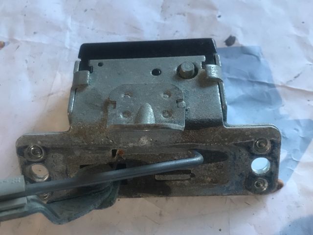 bontott OPEL CORSA C Csomagtérajtó Zárszerkezet