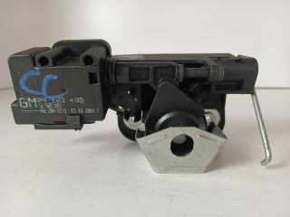 bontott OPEL CORSA C Csomagtérajtó Zárszerkezet