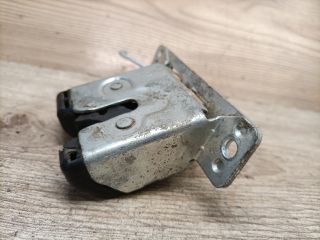 bontott OPEL CORSA C Csomagtérajtó Zárszerkezet