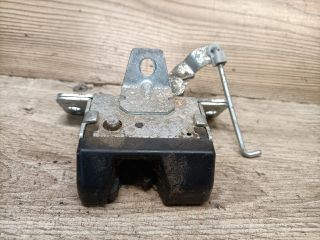 bontott OPEL CORSA C Csomagtérajtó Zárszerkezet