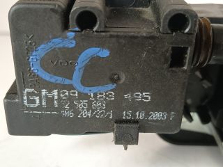 bontott OPEL CORSA C Csomagtérajtó Zárszerkezet