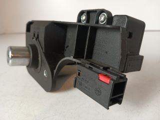 bontott OPEL CORSA C Csomagtérajtó Zárszerkezet