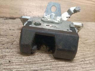 bontott OPEL CORSA C Csomagtérajtó Zárszerkezet