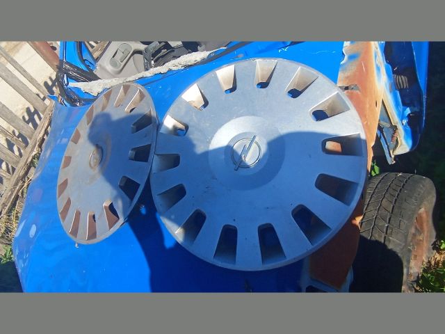 bontott OPEL CORSA C Dísztárcsa Pár