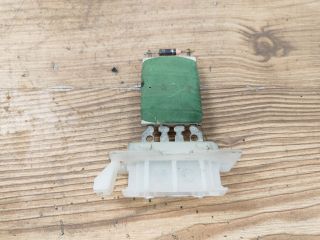 bontott OPEL CORSA C Előtét Ellenállás Fűtőmotor