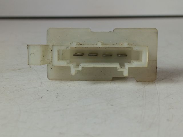 bontott OPEL CORSA C Előtét Ellenállás Fűtőmotor